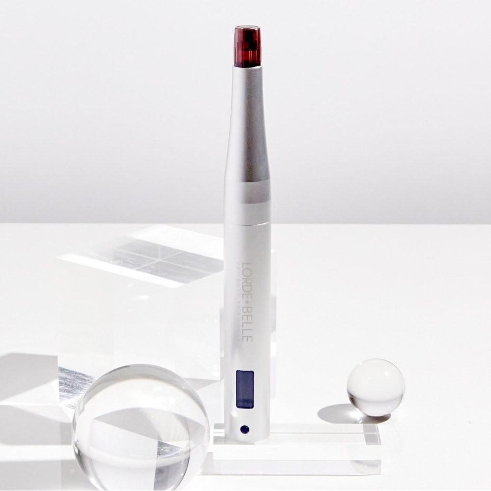 NIB Lorde + Belle White and Red Beauty Device